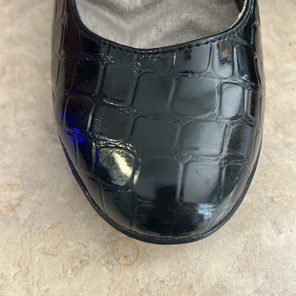 Black Quilted patent leather look high heel pumps - Picture 6 of 8